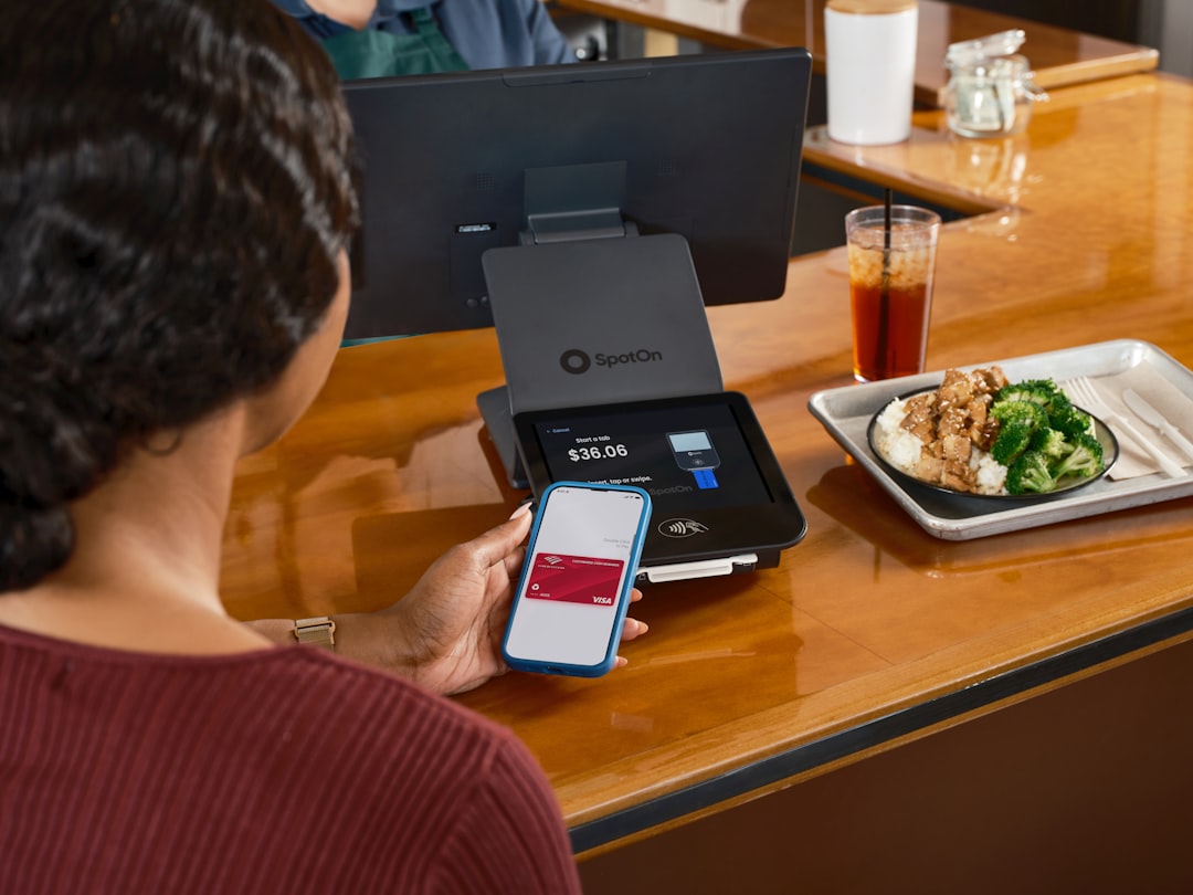 Transaksi dompet digital di ponsel